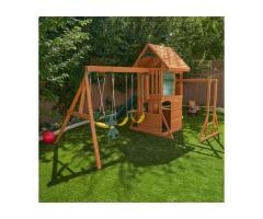 KidKraft Ridgeview Deluxe Clubhouse Playset - Premium Swing Set for Kids in Laval