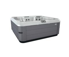 Bullfrog Spas X7 Hot Tub: Mid-Size Comfort for Laval Homes