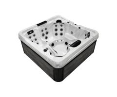 Trévi Signature Spa: Luxury Hot Tub with in.stream 2 Audio System for Ultimate Relaxation in Laval