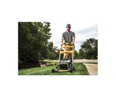 DEWALT Self-Propelled Cordless Lawnmower 21 in. 20V MAX | Efficient Lawn Care in Laval